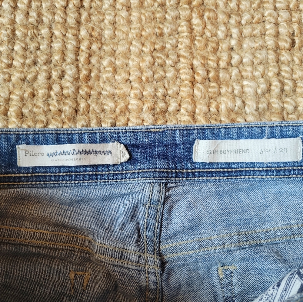Pilcro slime boyfriend with patches jeans - Picture 3 of 6